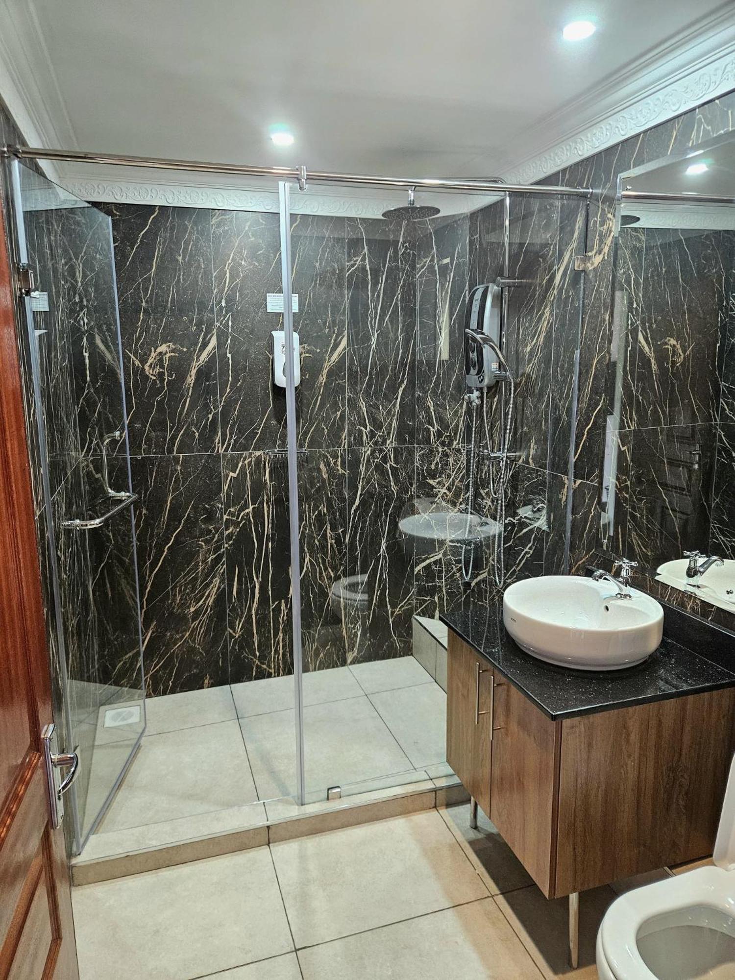 Progressive Park Hotel Найроби Экстерьер фото